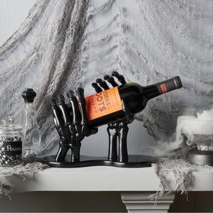 Hyde & Eek Skeleton Wine Bottle Holder - Brand New!